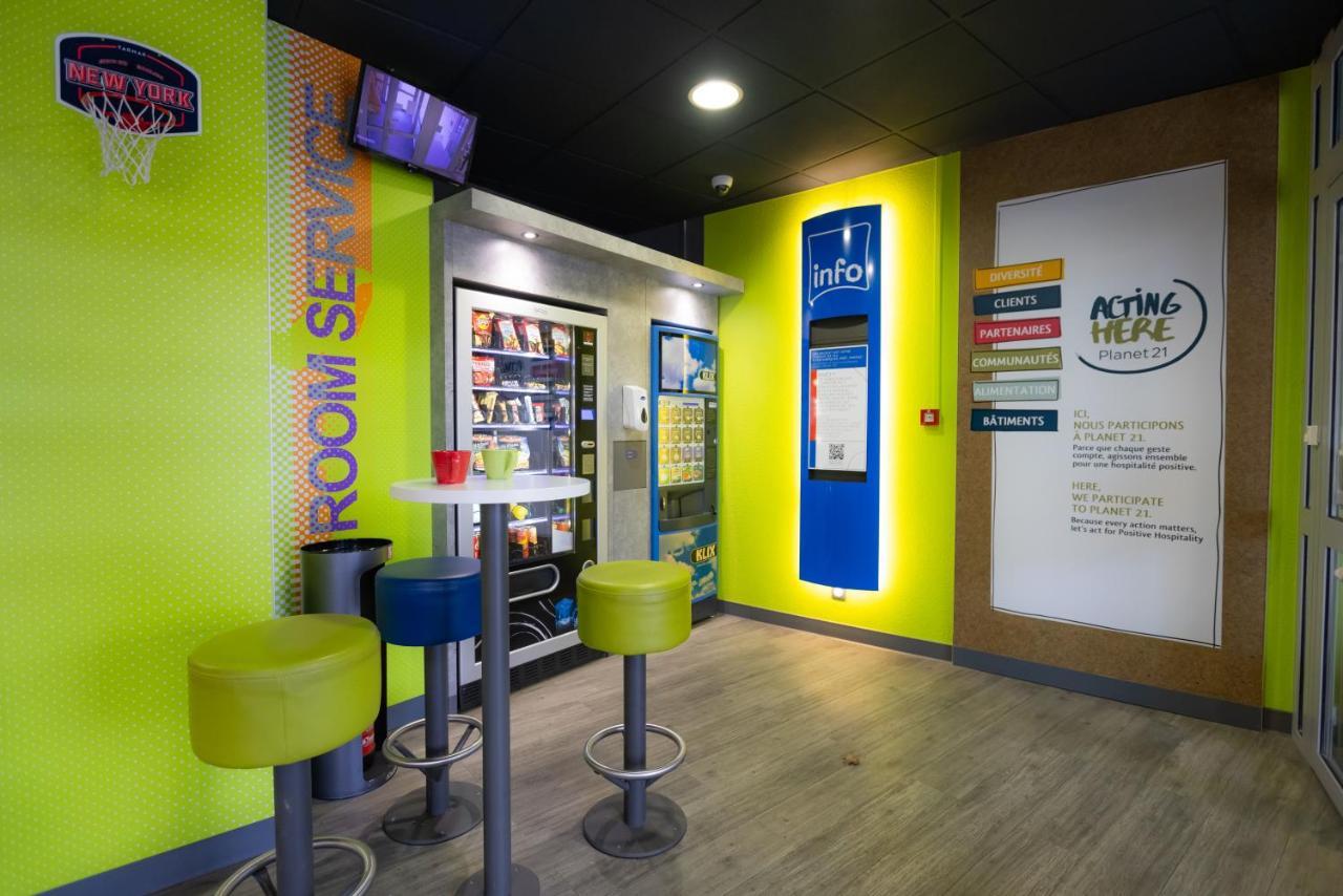 Ibis Budget Besancon Centre Gare Hotel Bagian luar foto