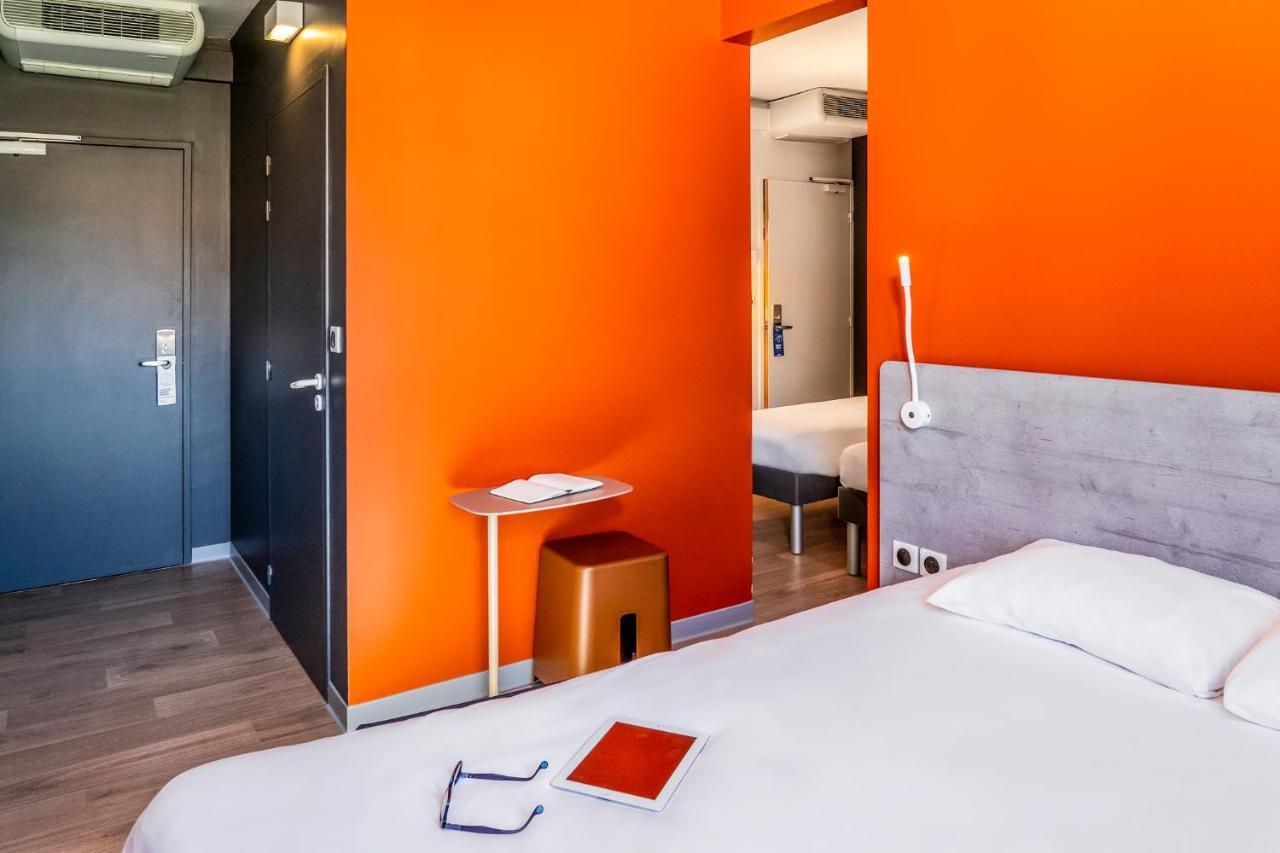 Ibis Budget Besancon Centre Gare Hotel Bagian luar foto